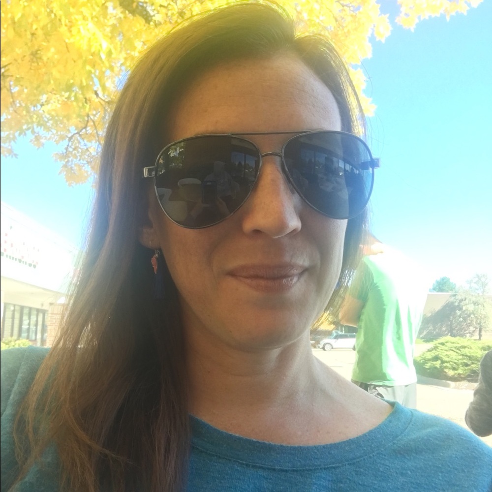 Meet your Posher, Shannon